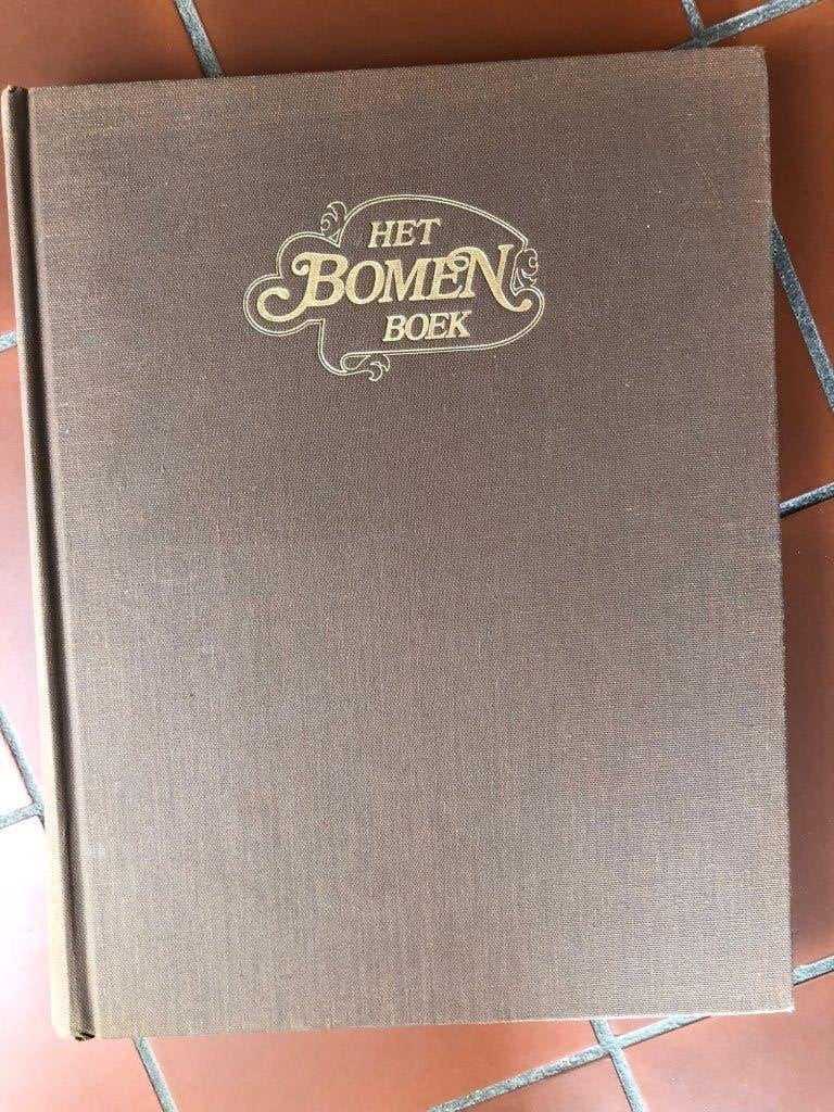 bomen boek, Ophalen of Verzenden, Gelezen, Bloemen, Planten en Bomen