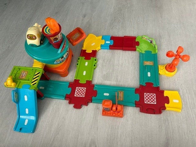 VTech Toet Toet Auto's Vliegveld, Ophalen of Verzenden, Gebruikt, 2 tot 4 jaar