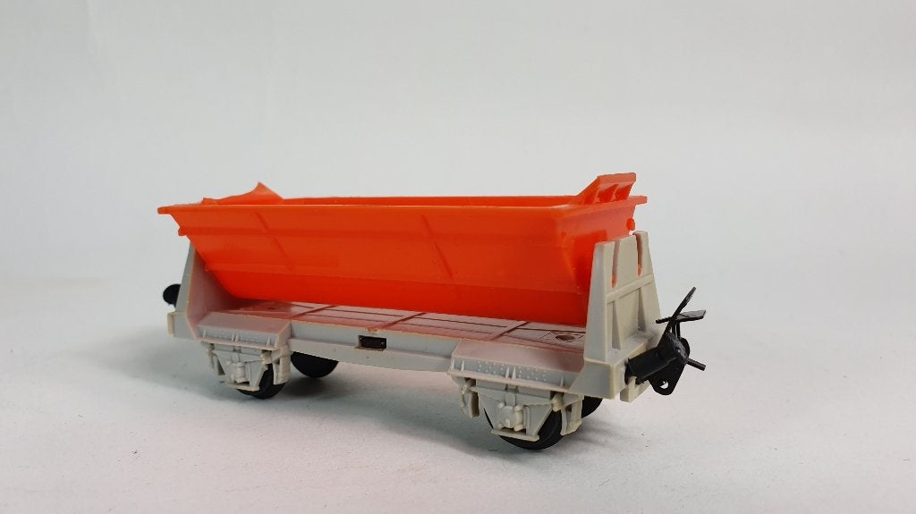 Piko H0 oranje kiepwagon, kiep wagon, goederenwagon. S29, Hobby en Vrije tijd, Modeltreinen | H0, Tweedehands verkoop, Tweedehands verkoop