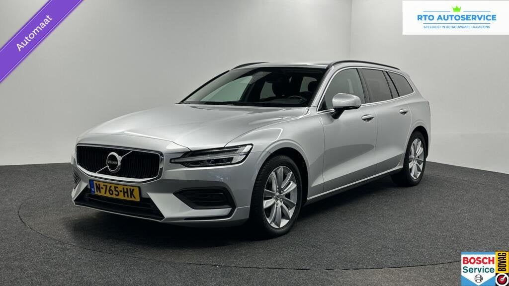 Volvo V60 2.0 B3 Momentum Business ECC NAVI CAMERA CARPLAY L, Auto's, Stof, 4 cilinders, Automatische klimaatregeling, Origineel Nederlands