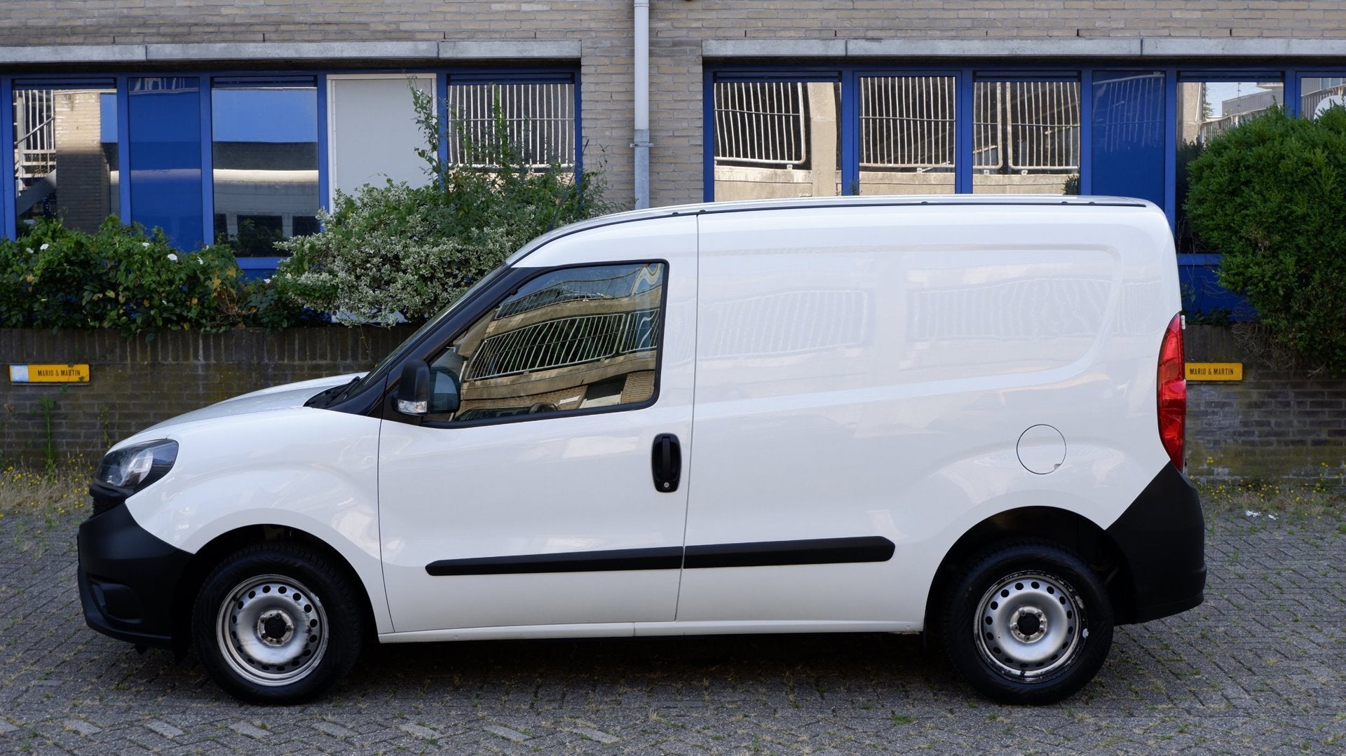 Fiat Doblò Cargo 1.6 MultiJet L1H1 excl. BTW, Auto's, Bestelauto's, Voorwielaandrijving, Stof, 4 cilinders, Wit