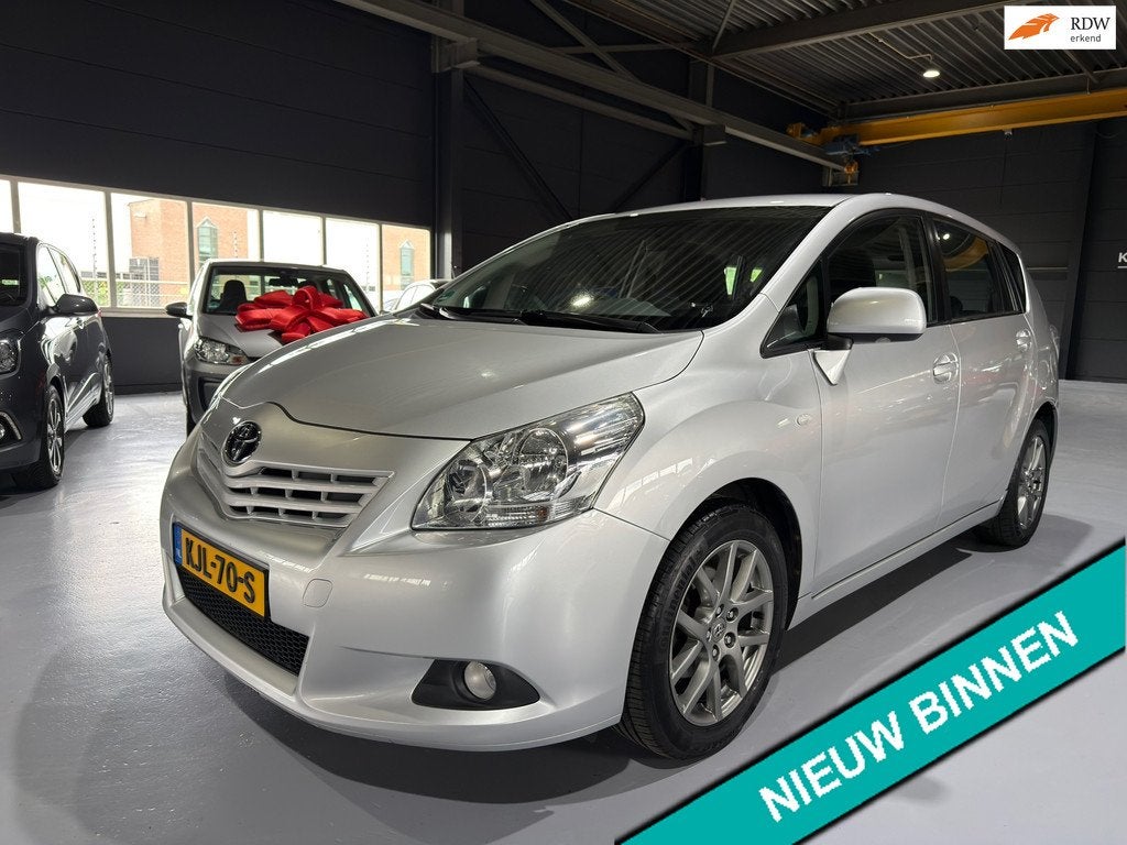 Toyota Verso 1.8 VVT-i Aspiration 7 persoons l Carplay l Nav, Auto's, Toyota, Voorwielaandrijving, Gebruikt, 4 cilinders, 7 stoelen