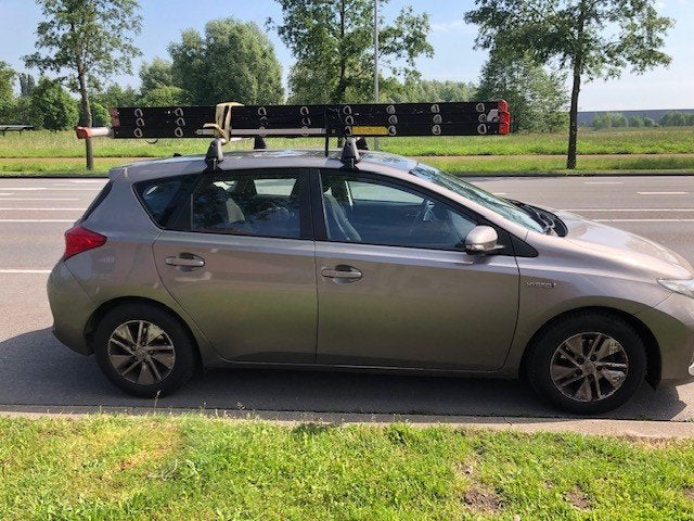 Lastdrager voor Toyota Auris, Ophalen, Gebruikt, Toyota