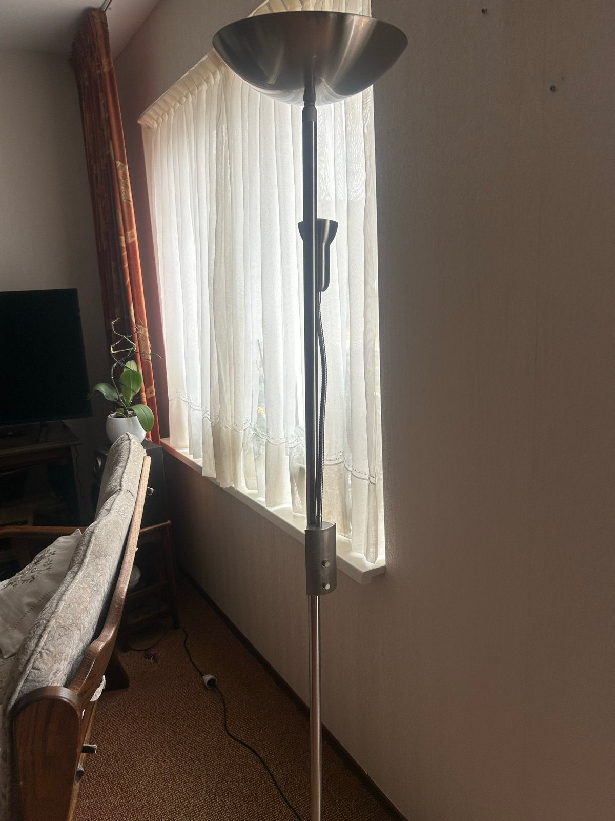 Stijlvolle staande lamp met uplighter - Gebruikt, Huis en Inrichting, Ophalen, Gebruikt, E27 (groot), Metaal