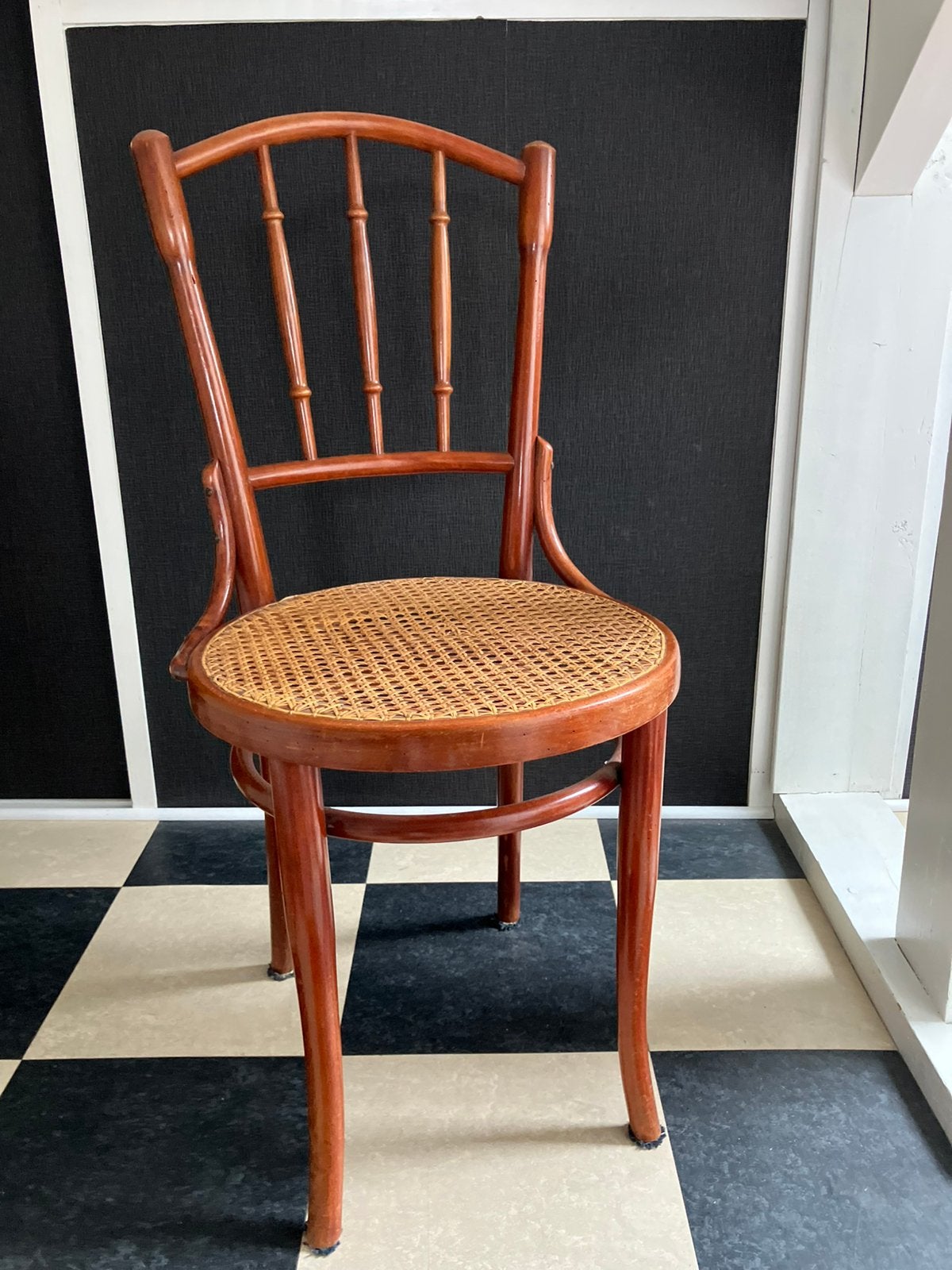 6 stuks Vintage Thonet stoelen met webbing zitting., Antiek en Kunst, Ophalen