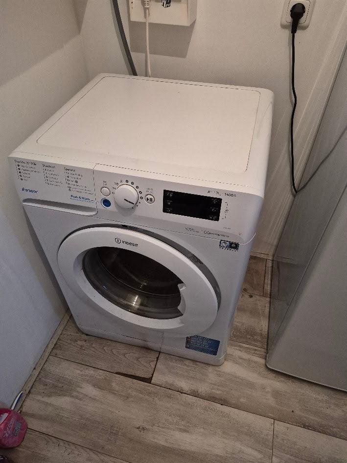 Wasmachine Indesit 7 Kg, Ophalen, 1200 tot 1600 toeren, Gebruikt, Energieklasse A of zuiniger