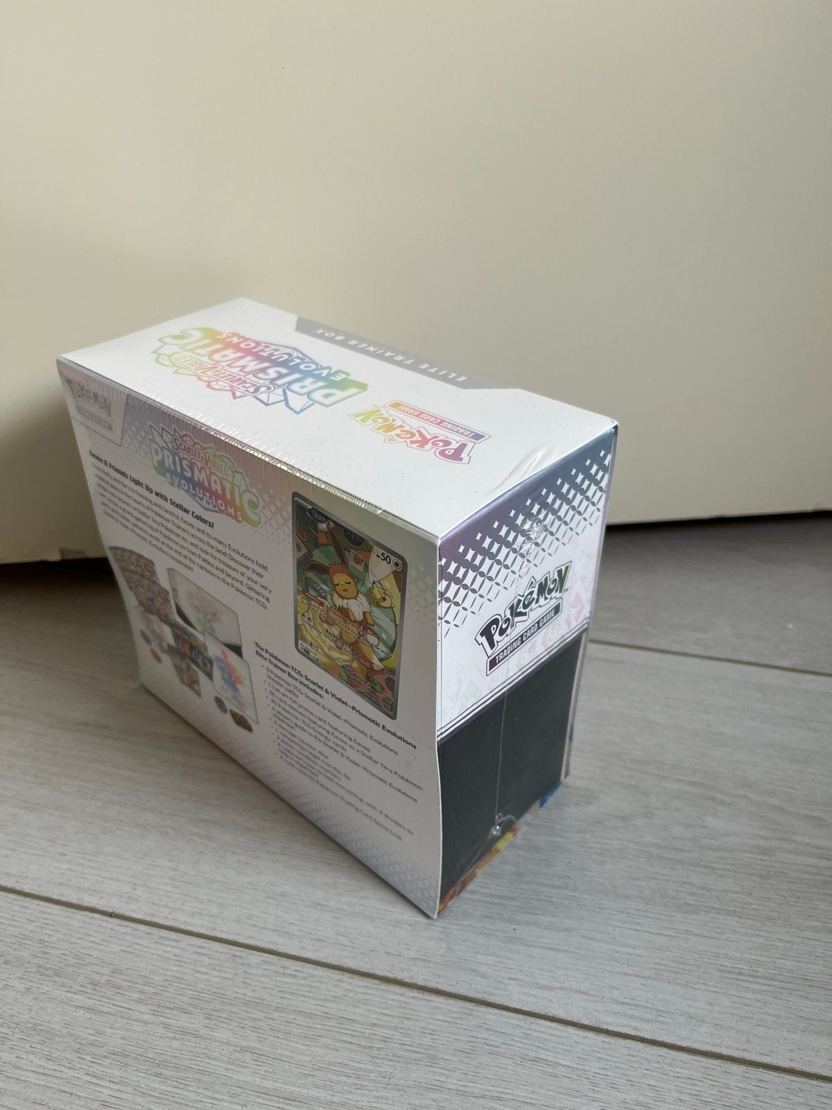 Prismatic Evolutions Elite Trainer Box - 2 op voorraad, Ophalen of Verzenden, Nieuw, Overige typen