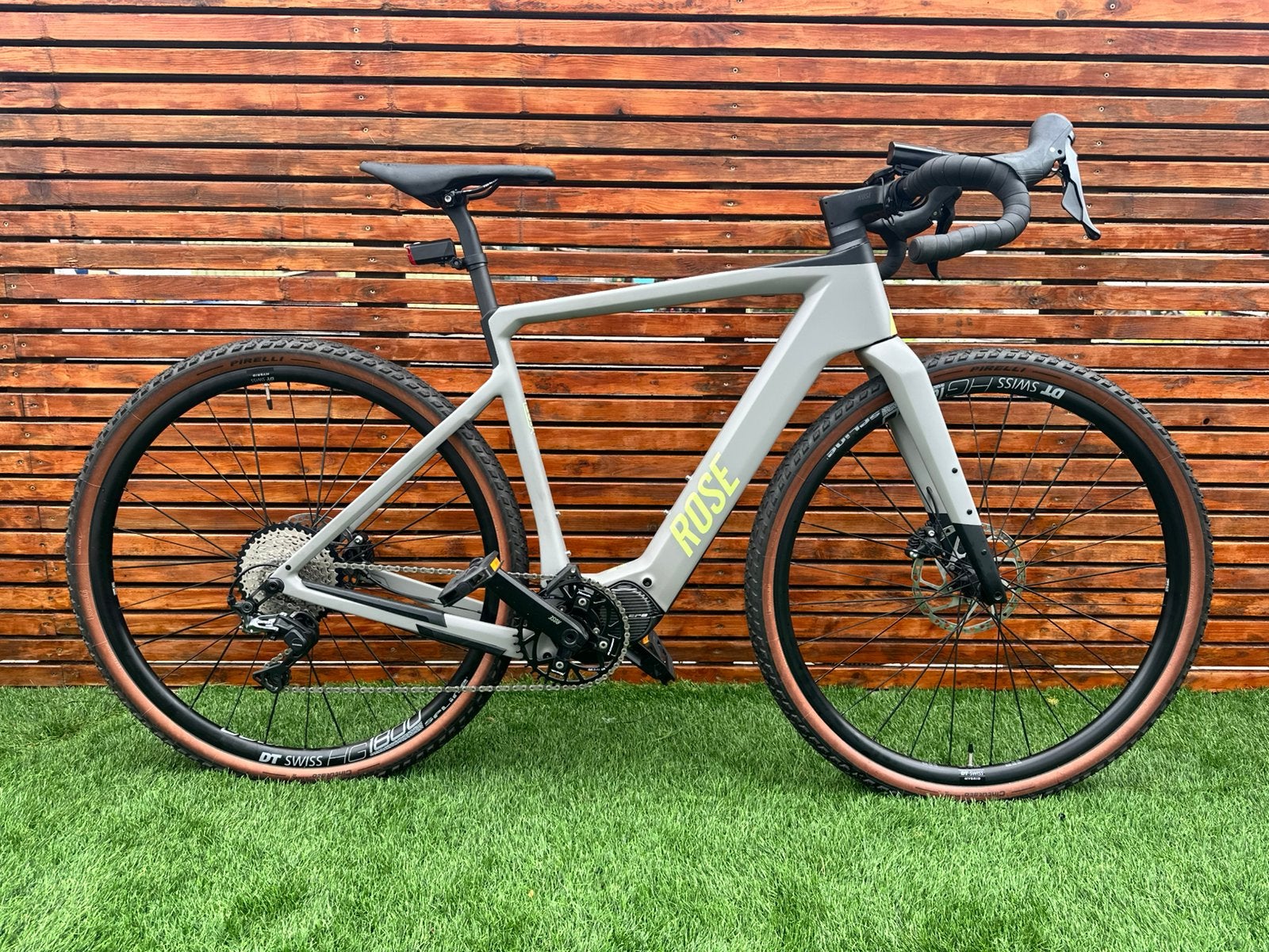 ROSE BACKROAD GRX RX600 – CARBON E-GRAVEL, Fietsen en Brommers, Overige merken, 28 inch, Carbon, Ophalen of Verzenden