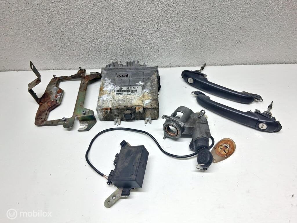 Startblokeringset Vw Caddy II 1.9 TDI ('96-'03) 028906021DL, Auto-onderdelen, Gebruikt, Volkswagen, Ophalen of Verzenden, Volkswagen