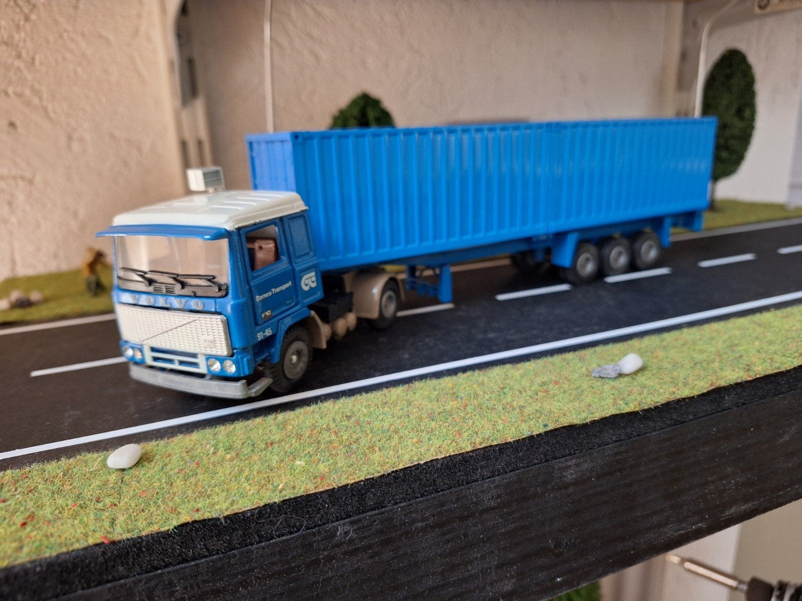 VOLVO F10.    DAMCO.      TEKNO, Hobby en Vrije tijd, Ophalen of Verzenden, Zo goed als nieuw, Bus of Vrachtwagen, Tekno