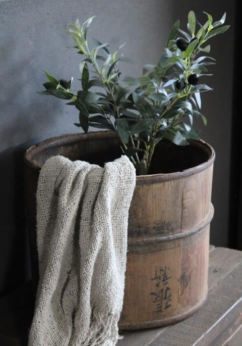 oude houten emmer, stoer, sober en landelijk, Tuin en Terras, Bloembakken en Plantenbakken, Nieuw, Hout, Minder dan 30 cm, Rond