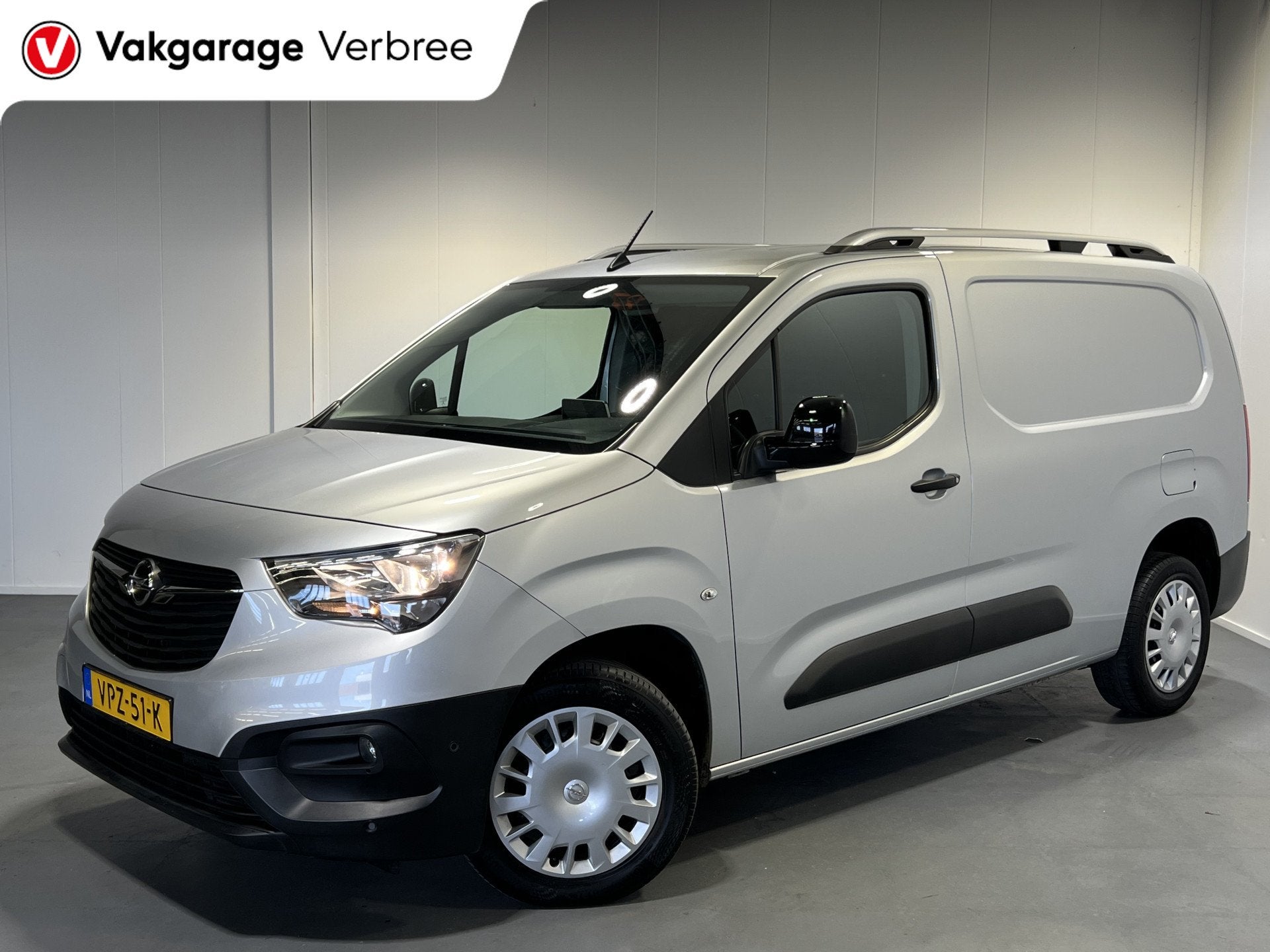 Opel Combo 1.5D L2H1 Edition | Navigatie | Cruise Control |, Voorwielaandrijving, Stof, Gebruikt, 4 cilinders