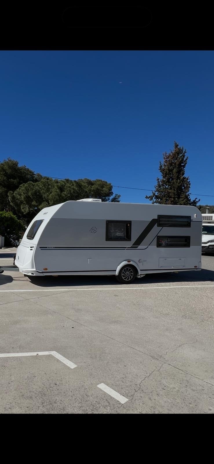 Knaus Sport 500 KD 2023 Stapelbed, Mover, Luifel, Airco, Caravans en Kamperen, Caravans, Stapelbed, Treinzit, Particulier, Knaus