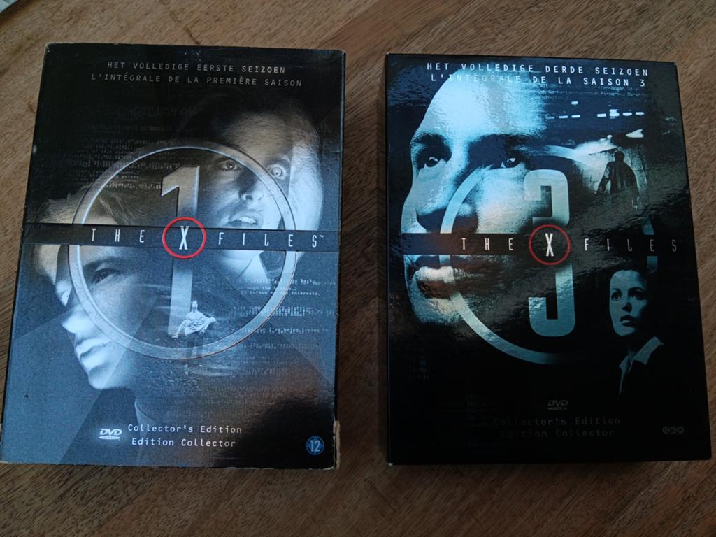 X files seizoen 1 & 3 dvd box nieuwstaat nl versie, Ophalen of Verzenden, Zo goed als nieuw