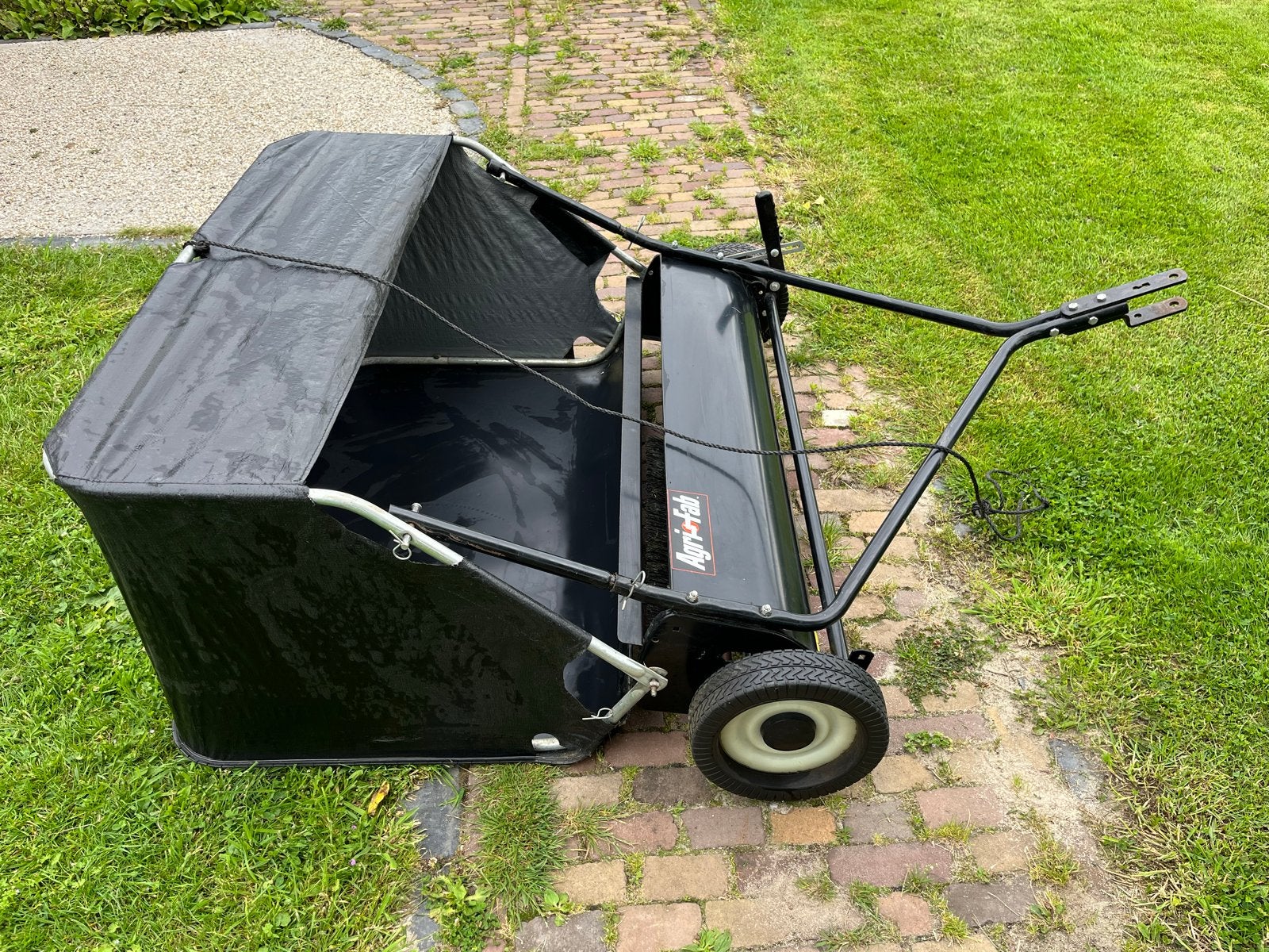 Agrifab bladveger / grasveger, Ophalen, Gebruikt, 50 cm of meer