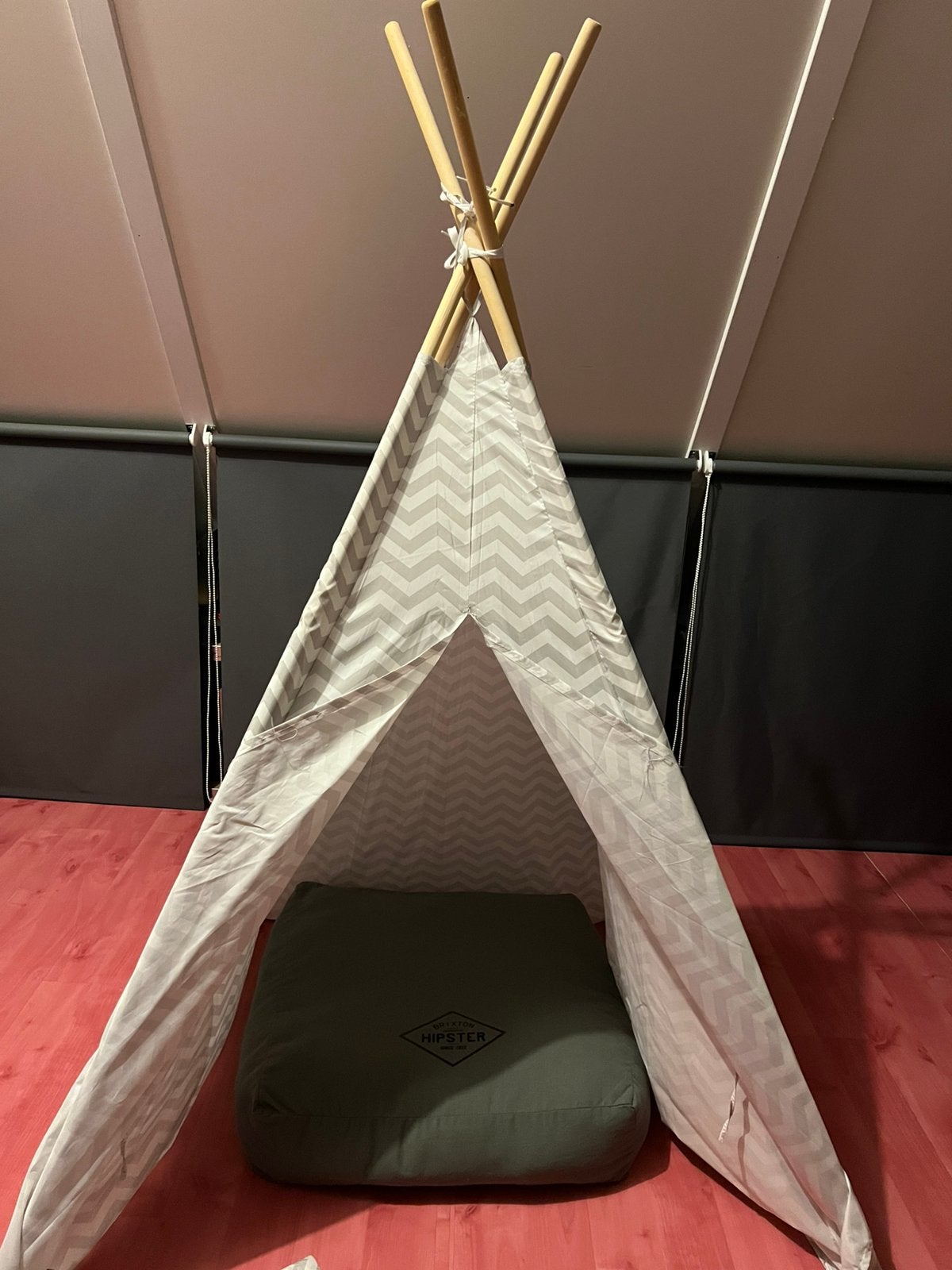 Wigwam speeltent incl kussen, Ophalen, Zo goed als nieuw