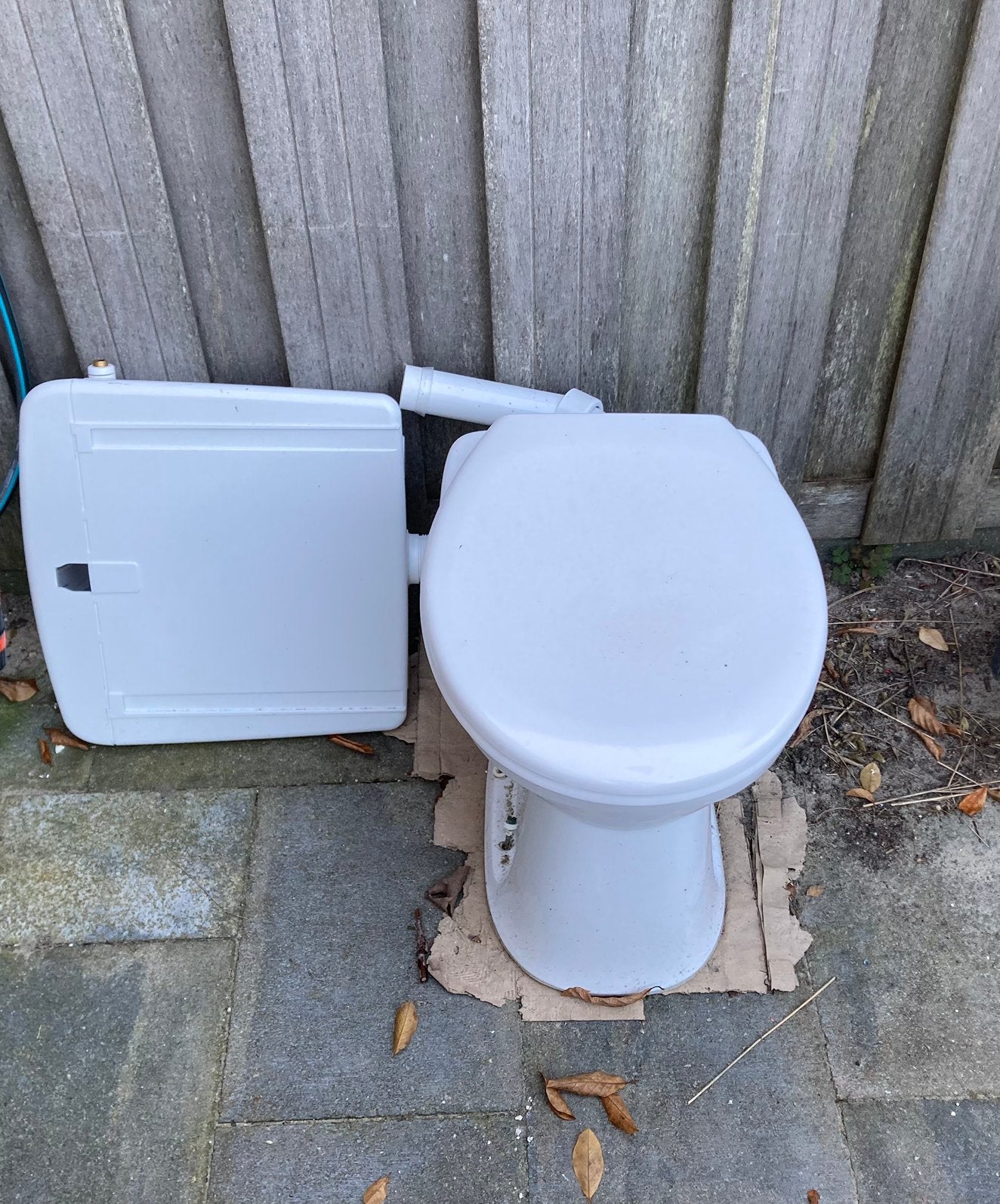 Wc pot en waterreservoir, Ophalen, Zo goed als nieuw, Toilet