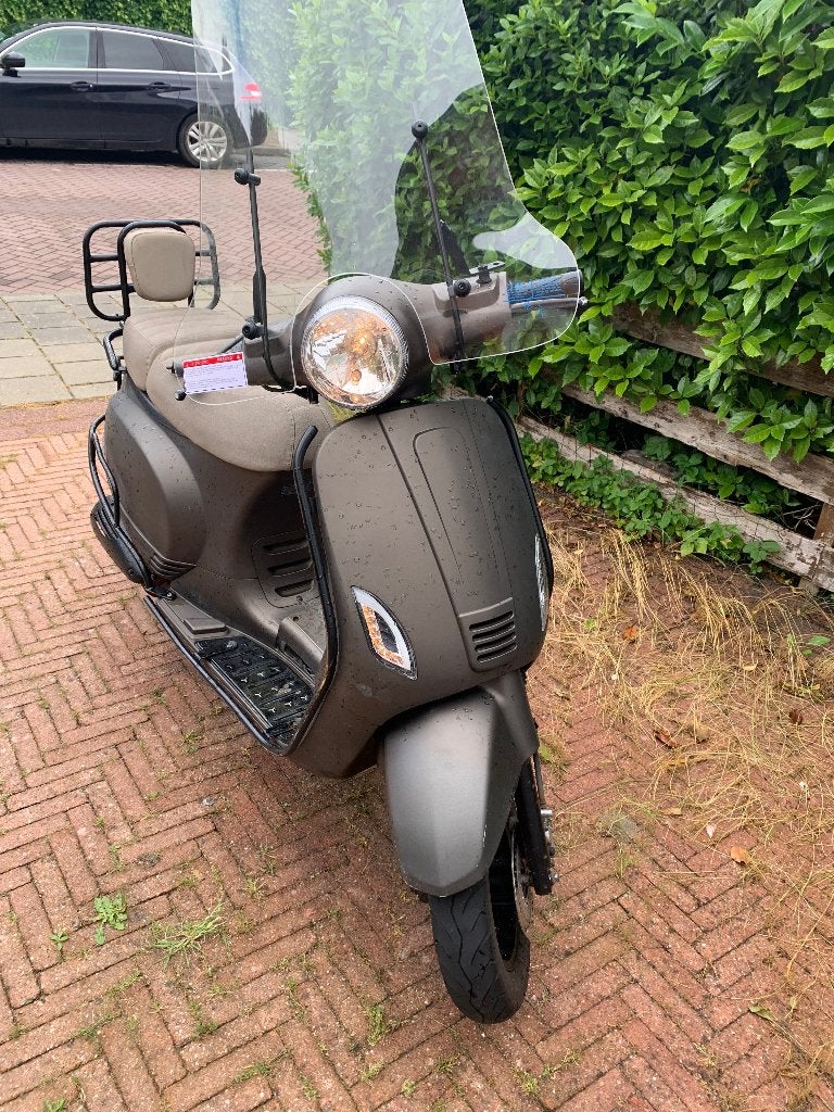Senzo Riva 50cc Mat Bruin | Start Direct | LED., Ophalen of Verzenden, Nieuw, Overige typen, Overige merken