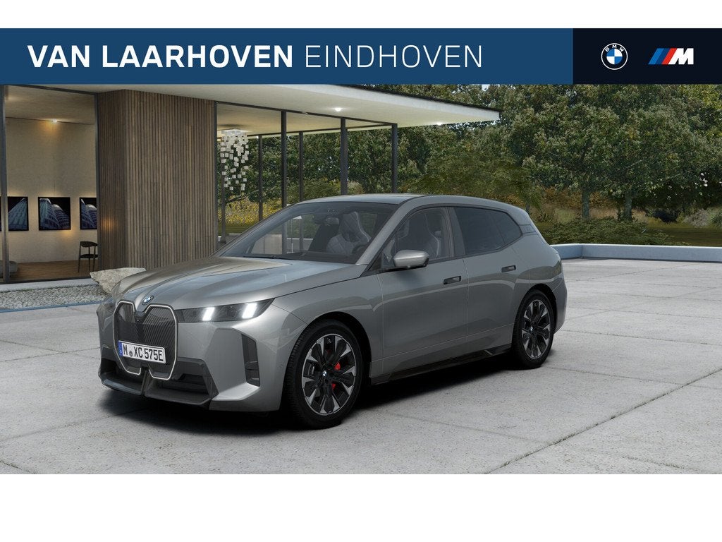 BMW iX xDrive60 M Sport / Panoramadak Sky Lounge / Trekhaak, Auto's, BMW, Automaat, LED verlichting, IX, Leder