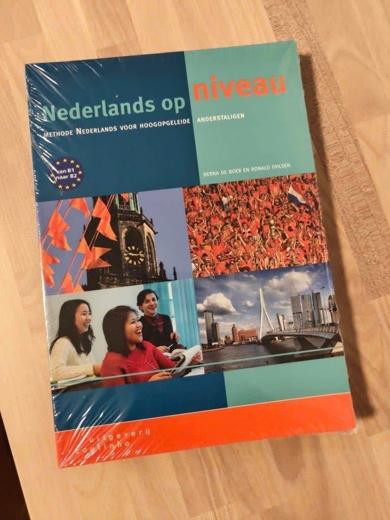Nederlands op Niveau boek. Nieuw in verpakking, Ophalen of Verzenden, Alpha, Nieuw, MBO