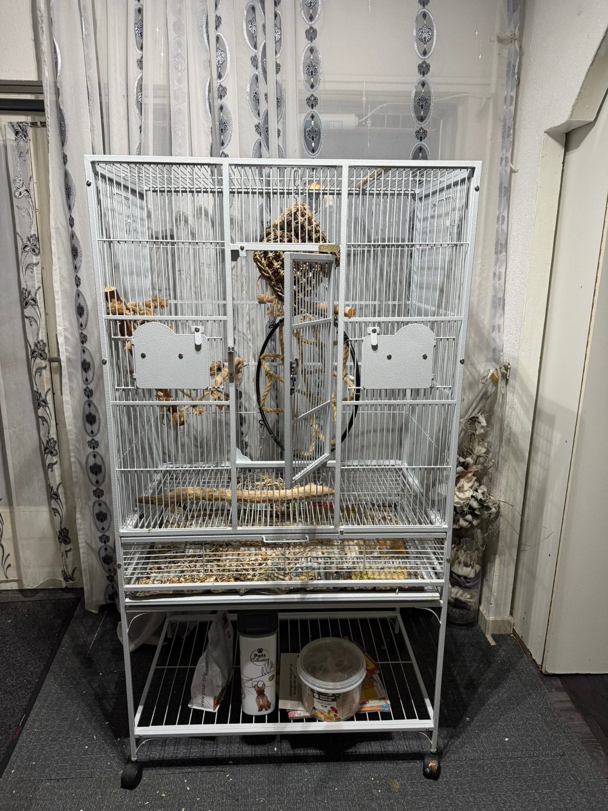 Grote papegaaien/knaagdier kooi, Ophalen of Verzenden, Zo goed als nieuw, Metaal, Vogelkooi