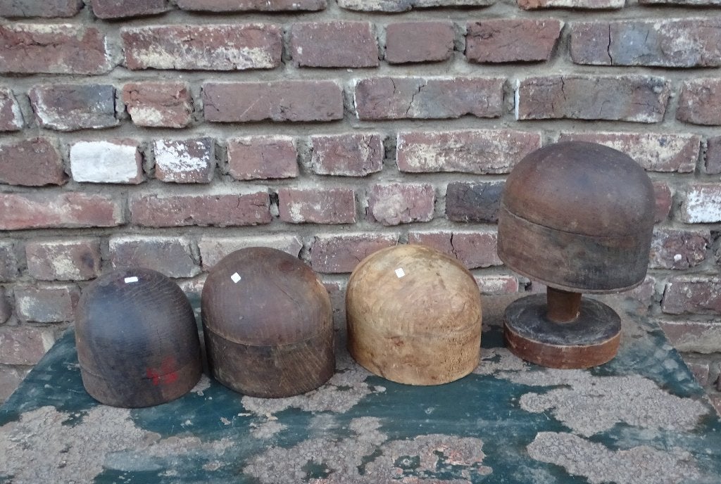4 maal oude houten hoedenmal, Ophalen of Verzenden