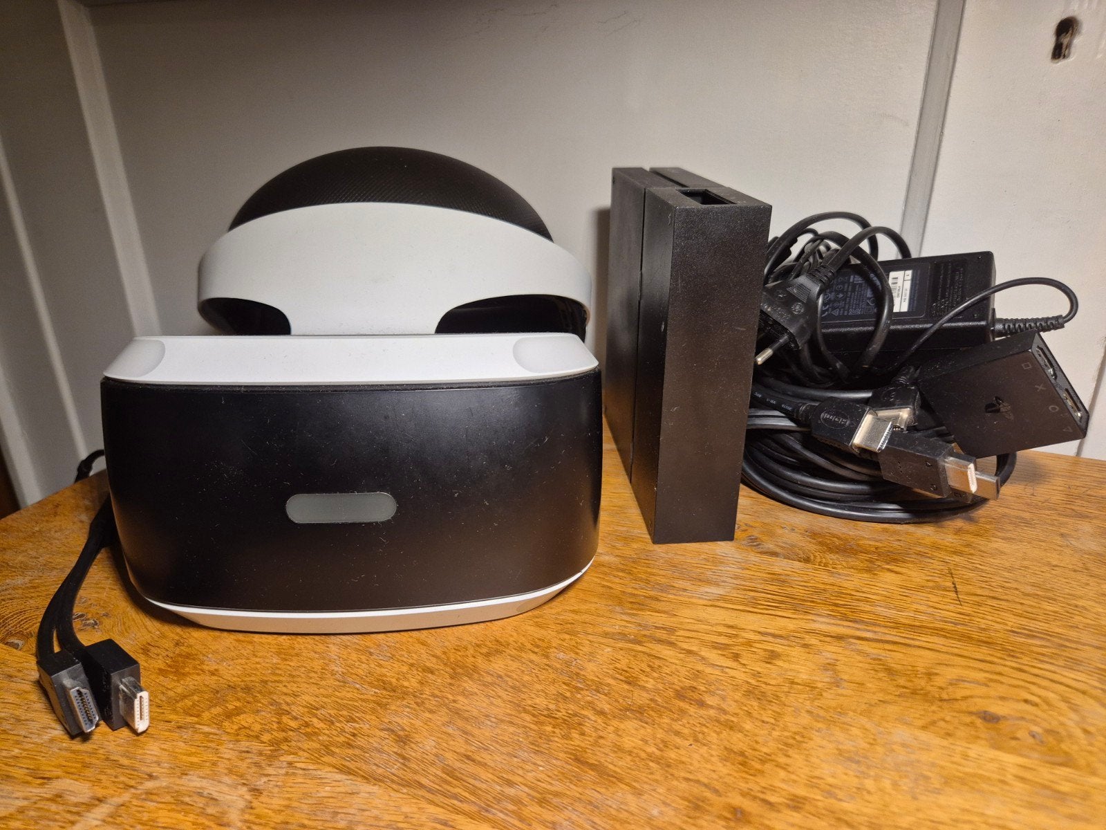 PSVR PlayStation VR bril voor ps4 met kabels, Vanaf 18 jaar, Ophalen of Verzenden, Zo goed als nieuw, 3 spelers of meer