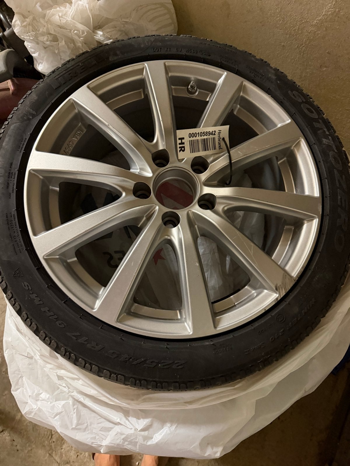 Winterbanden met velgen - 225/45 R17 Mercedes, Auto-onderdelen, Ophalen, Gebruikt, Banden en Velgen, 17 inch