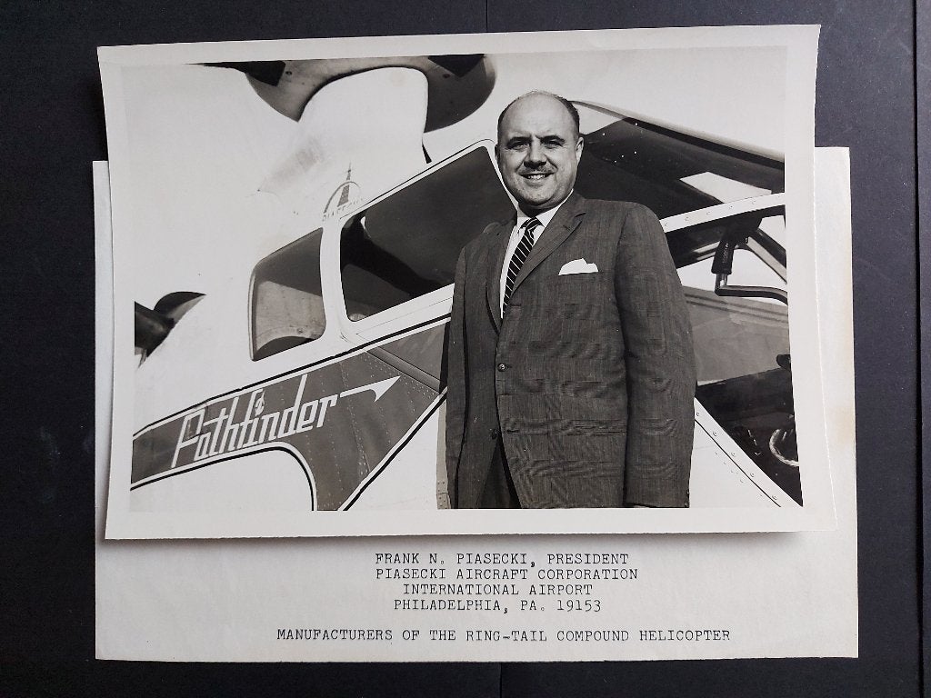 Foto van Frank N. Piasecki (F835), Ophalen of Verzenden, Gebruikt, Kaart, Foto of Prent