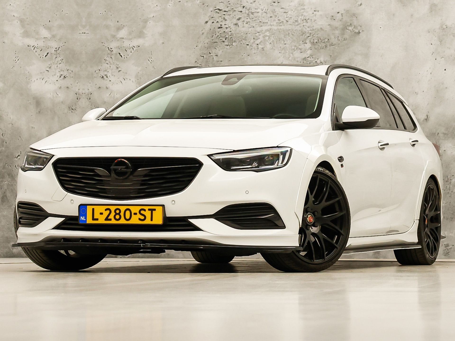 Opel Insignia 1.5 Turbo Innovation Sport Pack 165Pk (PANORAM, Voorwielaandrijving, 12 maanden, 730 kg, Gebruikt