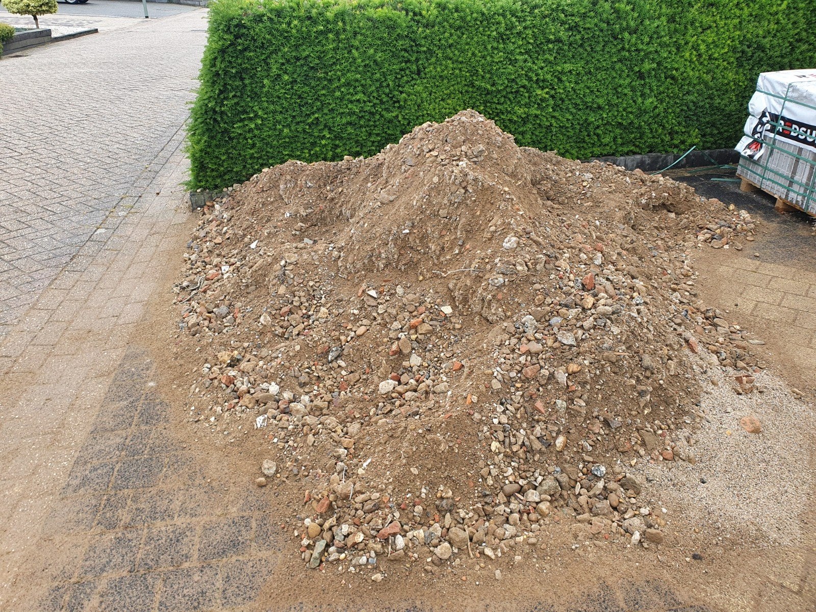 Ophoogzand met puin, Tuin en Terras, Ophalen, Gebruikt, Ophoogzand
