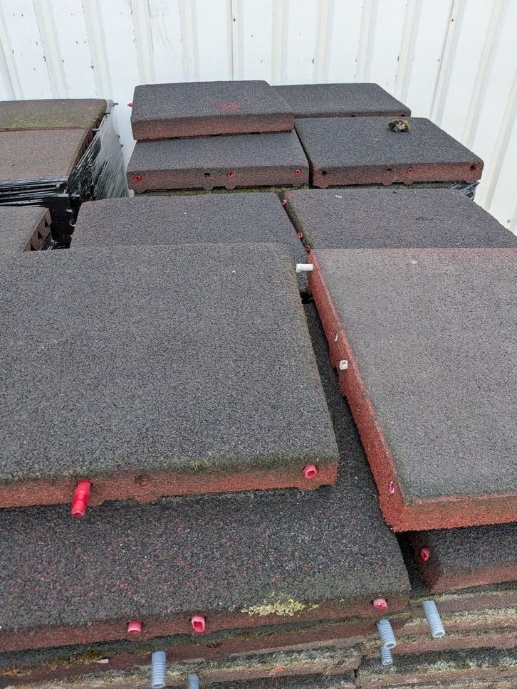 Rubberen tegels 50 x50 x6,5/7 cm, .., .., .., Opfok