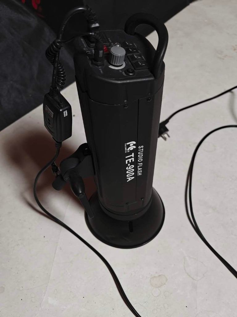 Falcon Eyes Studioflitser TE-900A, Ophalen of Verzenden, Gebruikt, Overige merken