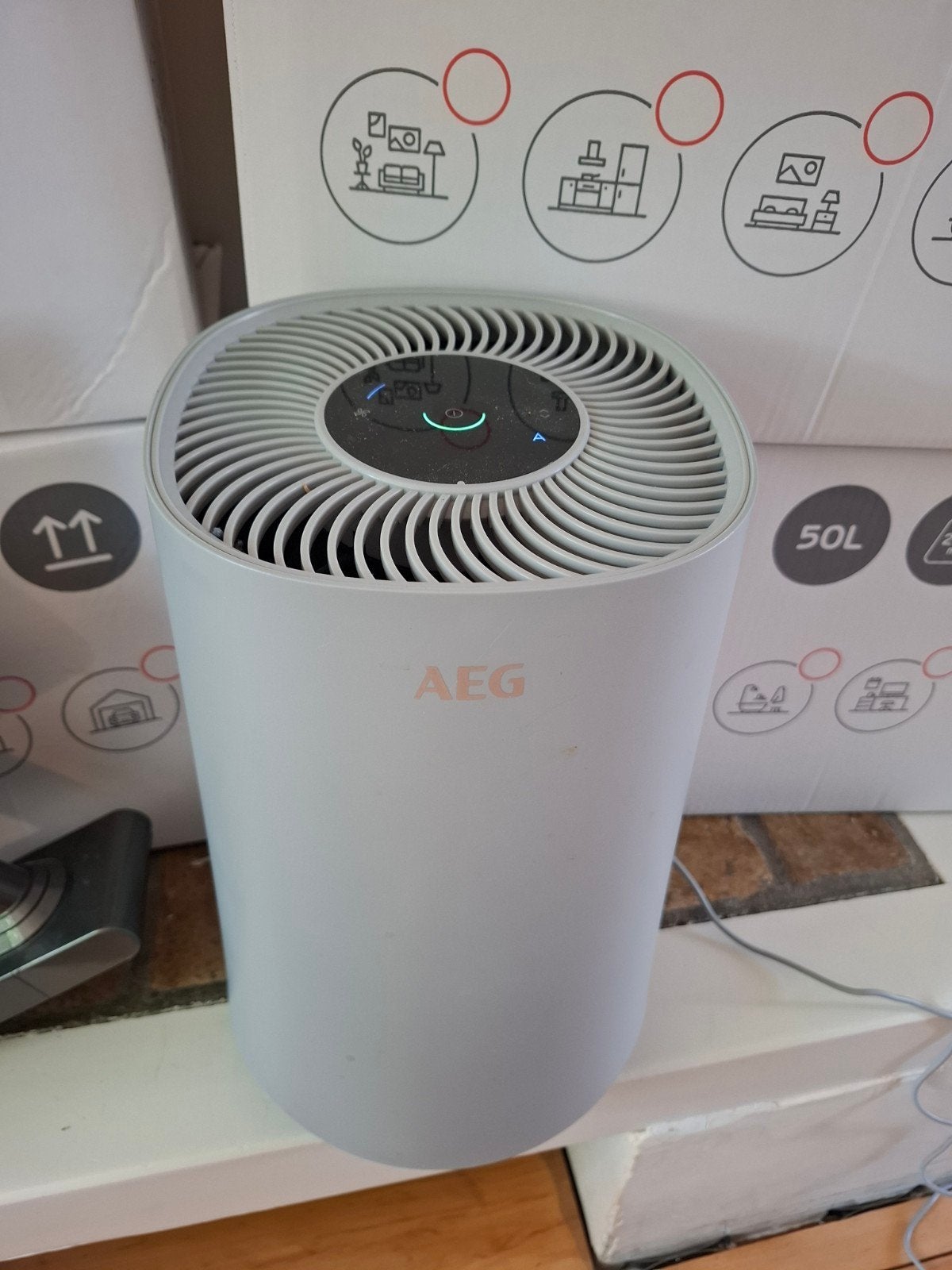 AEG AX31-201GY Luchtreiniger - Type KB200, Ophalen, Zo goed als nieuw, Luchtreiniger