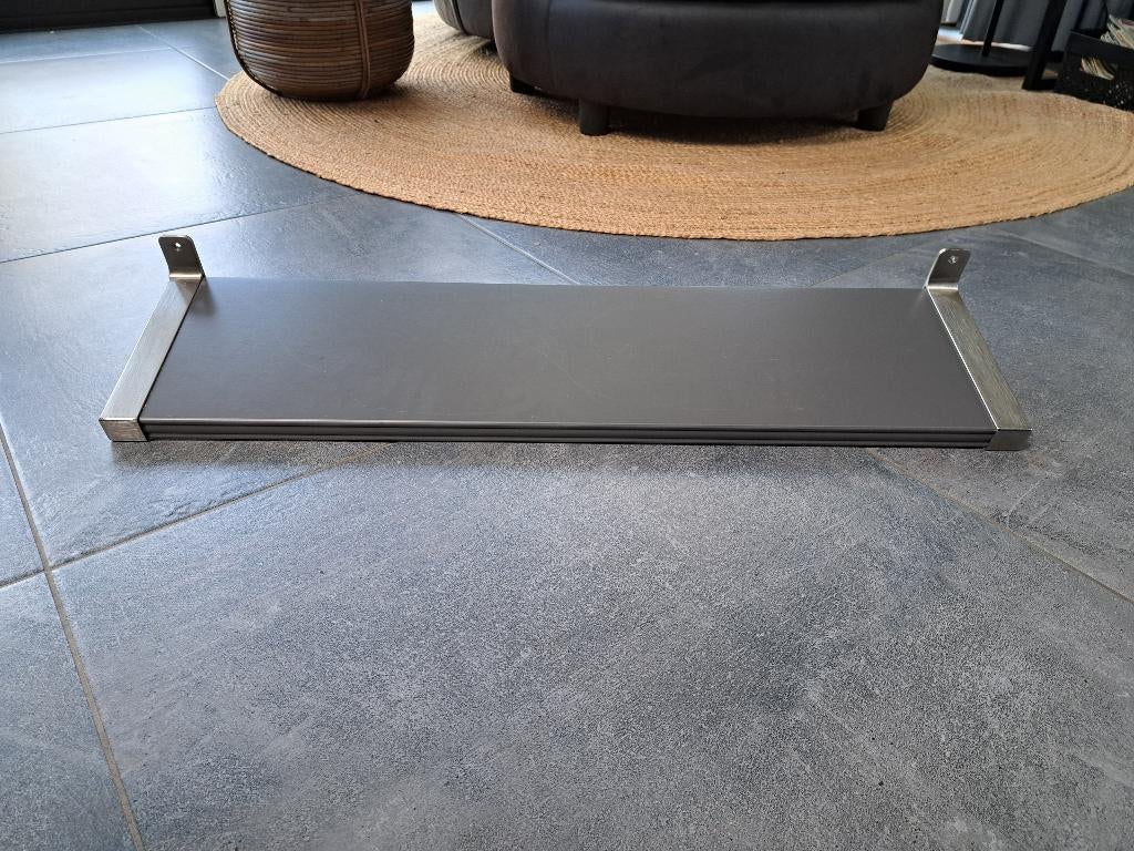 3x IKEA BERGSHULT / GRANHULT wandplank grijs/zwart, Huis en Inrichting, Ophalen, Gebruikt