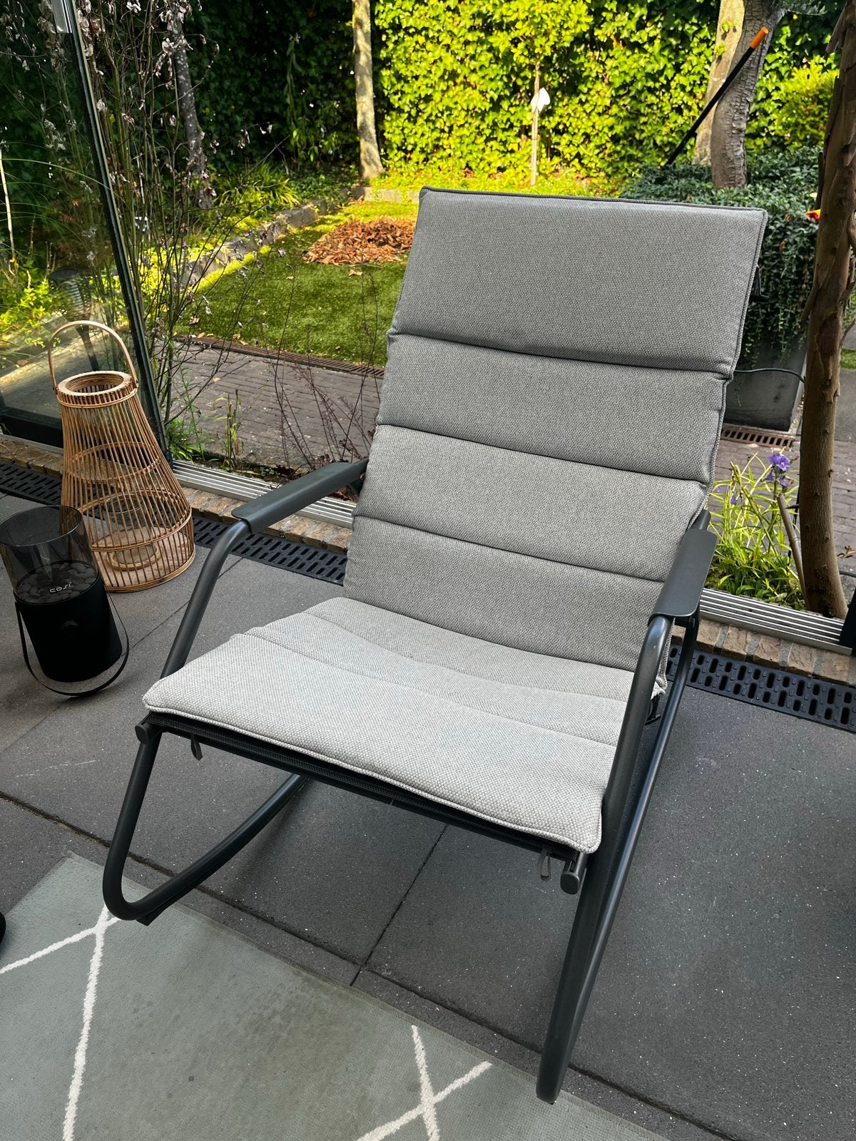 Schommelstoel voor buiten – antraciet, Tuin en Terras, Tuinstoelen, Ophalen, Zo goed als nieuw, Metaal, Verstelbaar