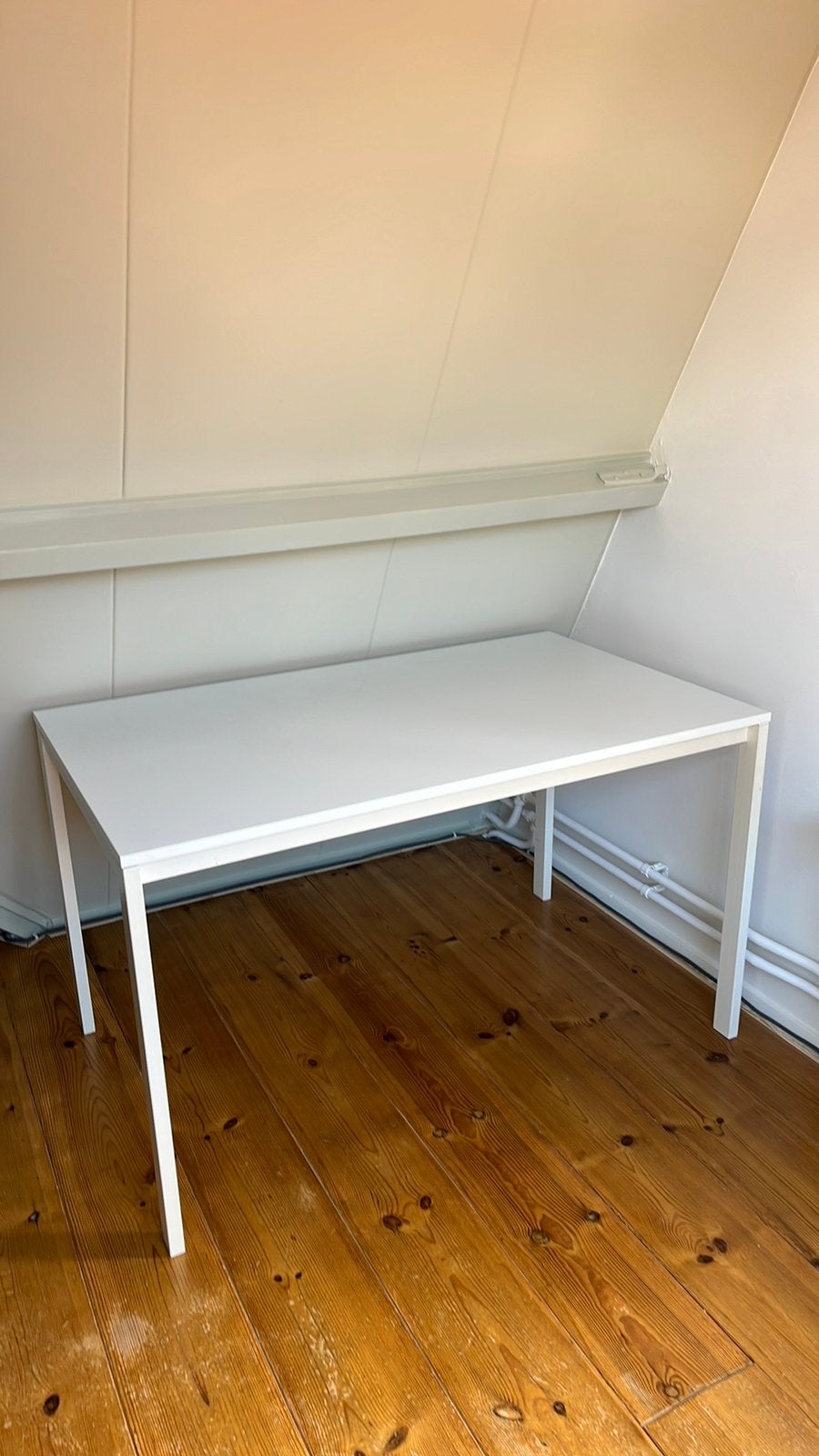 Bureau / tafel IKEA wit, Huis en Inrichting, Bureaus, Ophalen, Zo goed als nieuw