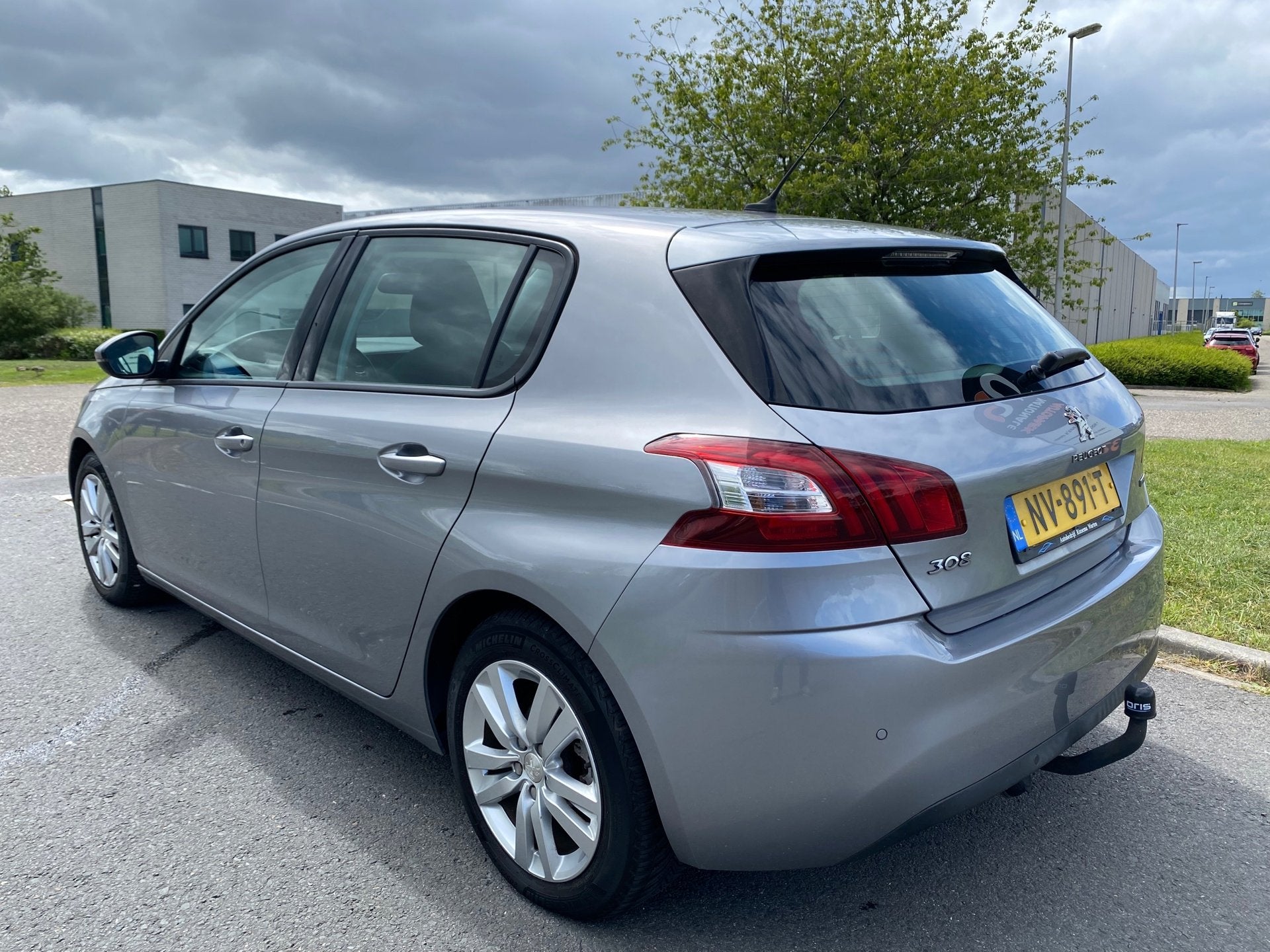 Peugeot 308 2017 * 1.2 PureTech Active * LMV * LED * AIRCO *, Auto's, Voorwielaandrijving, Gebruikt, Euro 6, 1199 cc