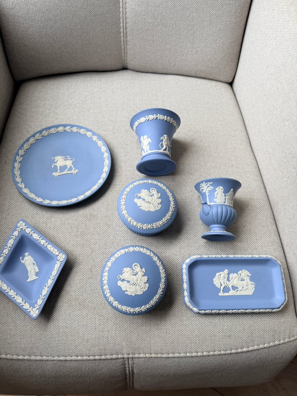 Wedgwood Jasperware ice blue 9 delige set izgst, Ophalen