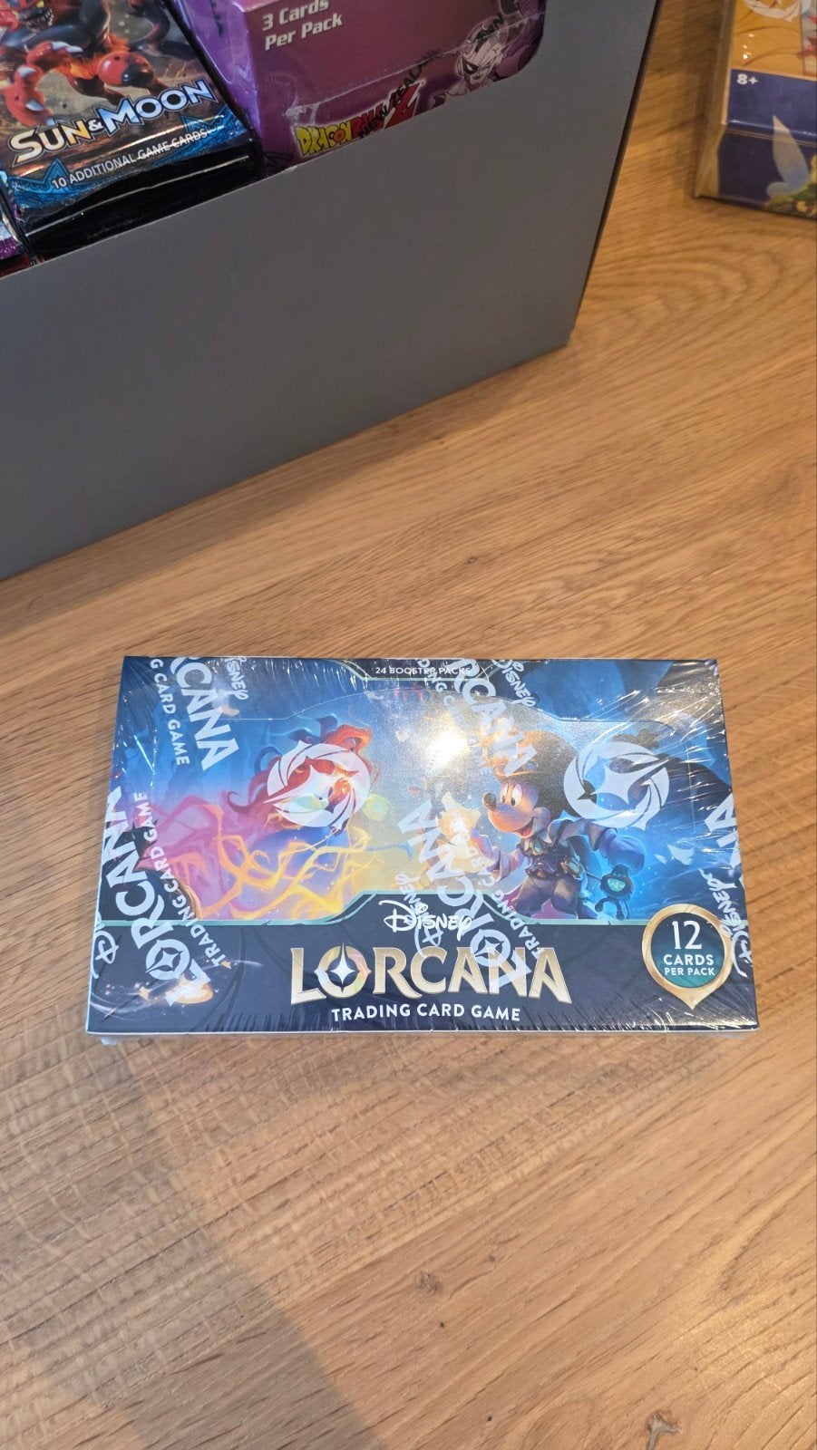 Disney Lorcana Whispers In The Well Booster Box - Nieuw en G, Ophalen of Verzenden, Nieuw, Boosterbox