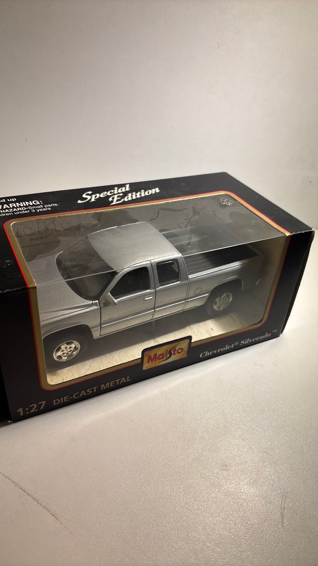Chevrolet silverado maisto 1.27, Maisto, Ophalen of Verzenden, A, A