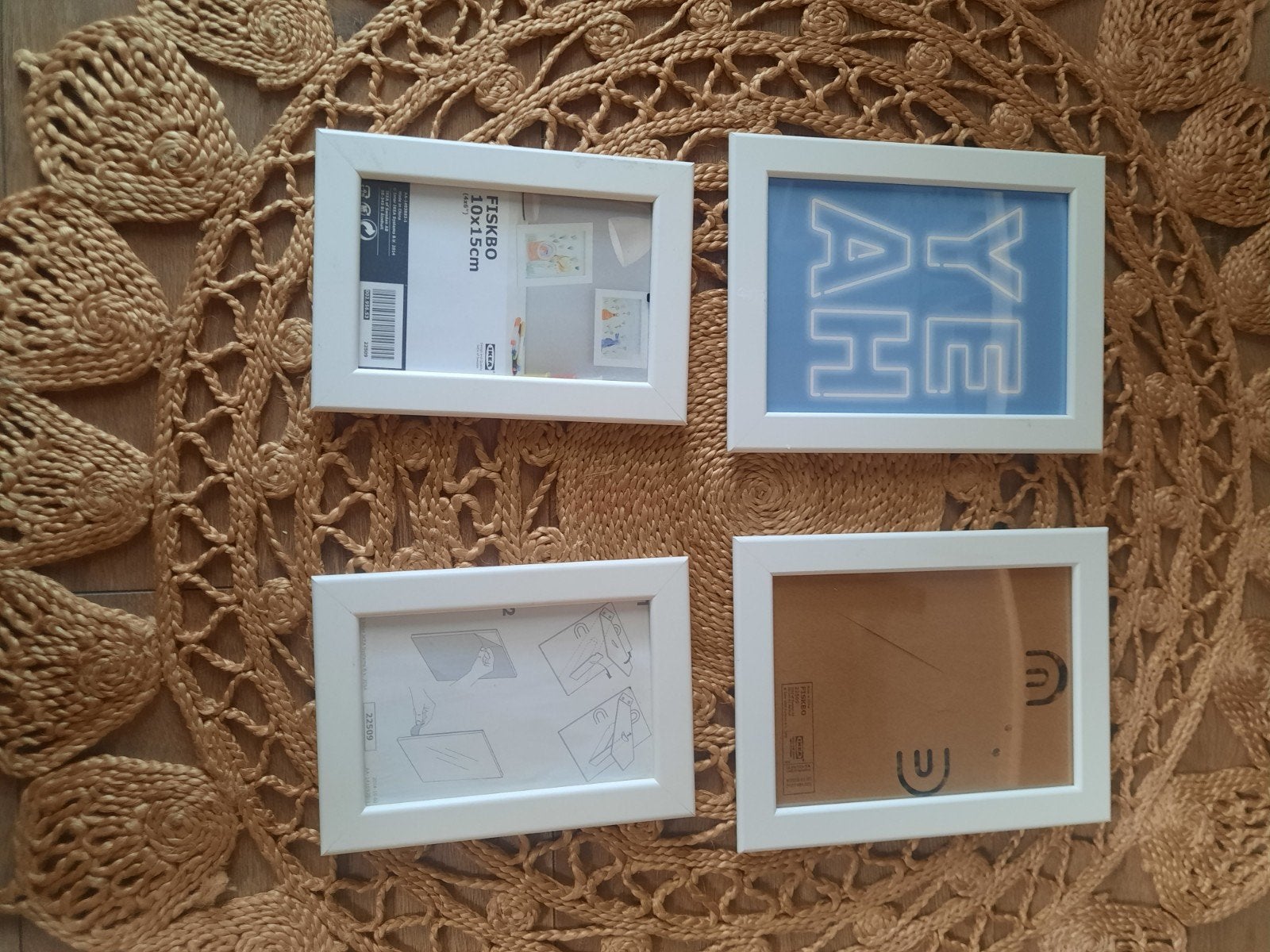 Set van 4 witte fotolijsten - IKEA Fiskbo & Nyttja, Gebruikt, Wit, Met glas, Standaard fotolijst