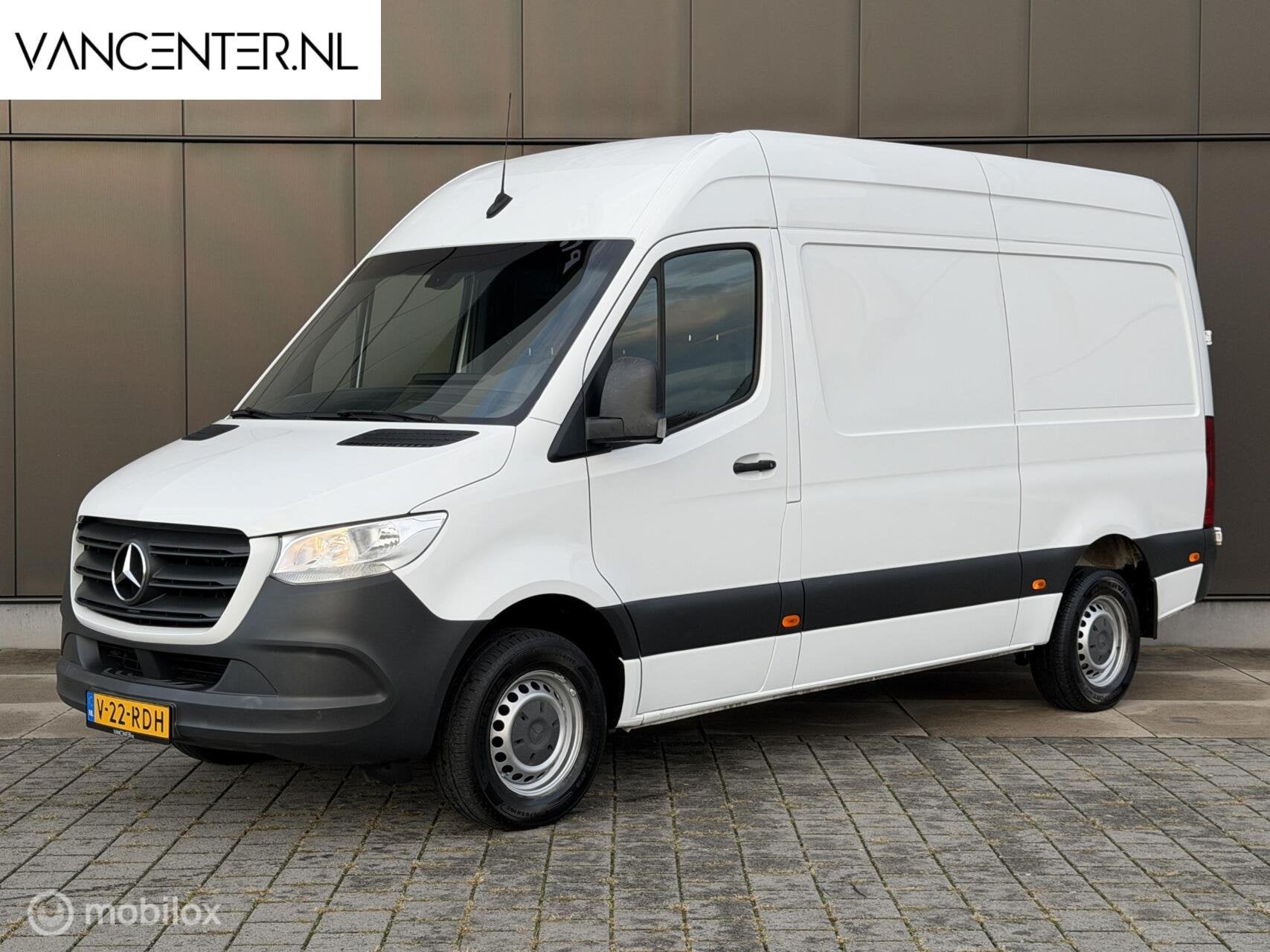 Mercedes Sprinter RWD 316 CDI 163PK Automaat L2H2 Carplay, Auto's, Gebruikt, 4 cilinders, 2000 kg, Mercedes-Benz
