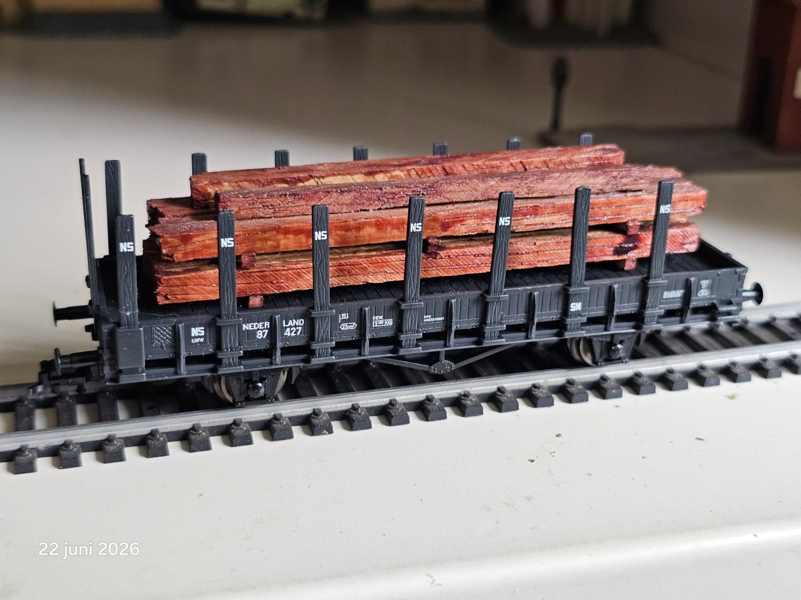 Liliput NS rongenwagon met houtlading, Gebruikt, Wagon, Ophalen of Verzenden, NS