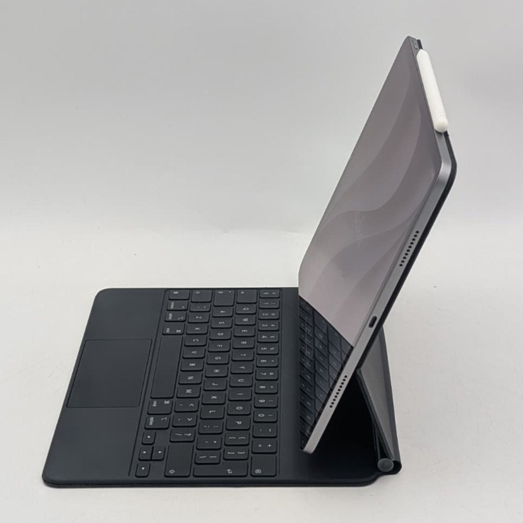 Apple iPad Pro 6 m2 256Gb 12.9 incl Magic Keyboard & pen 2, Apple, Zo goed als nieuw, Support@apple.com, One Apple Park Way
Cupertino, CA 95014
United States