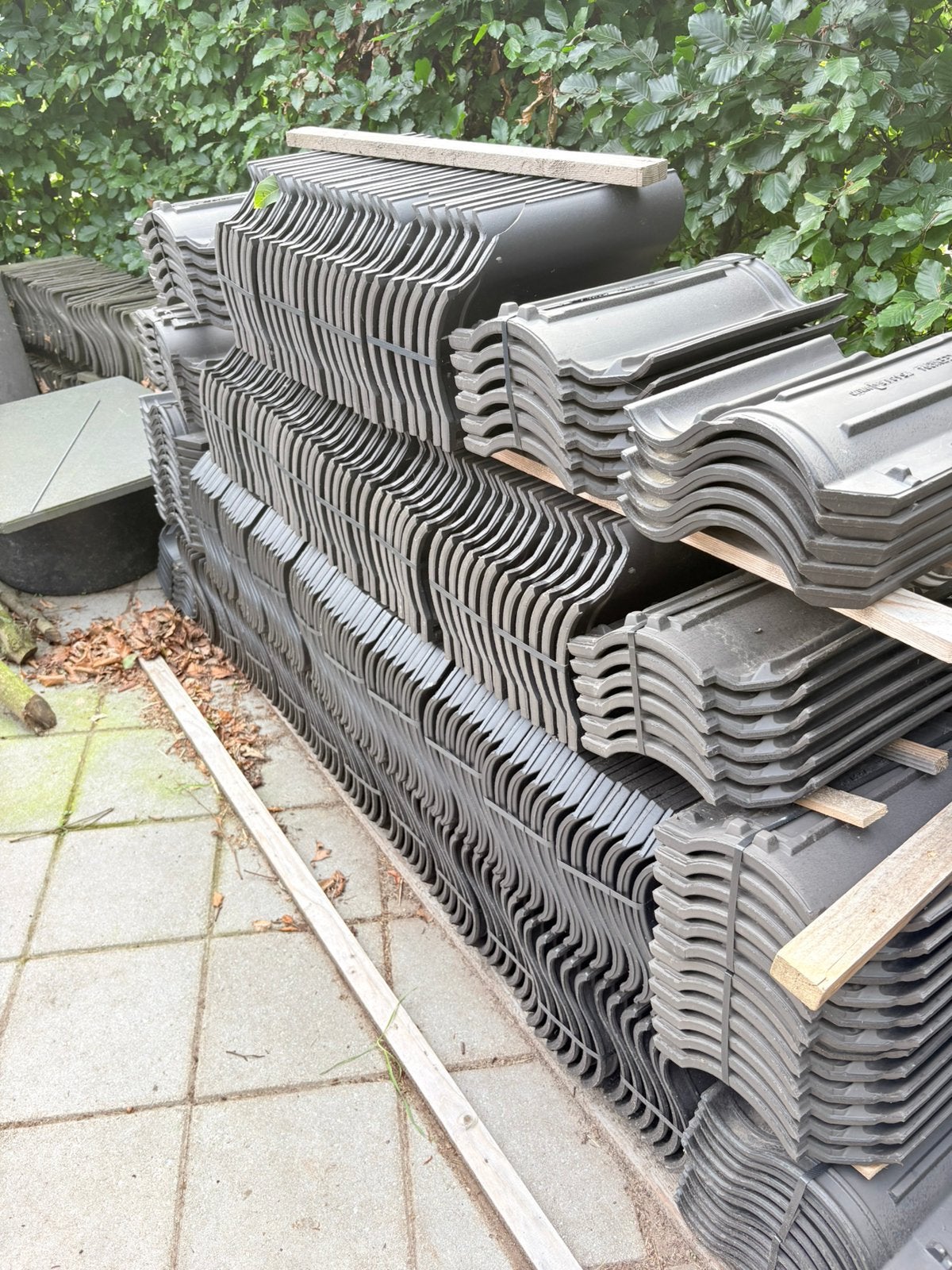 Dakpannen OVH, Ophalen, Steen of Klei, Zo goed als nieuw, 15 m² of meer