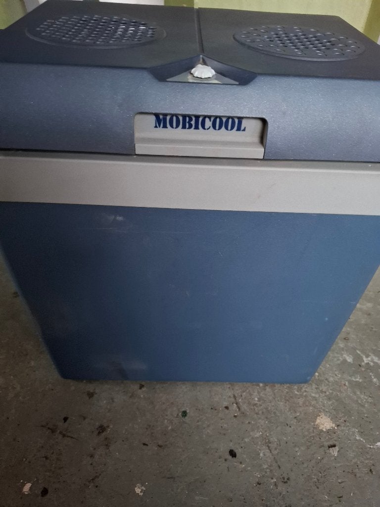 Koelbox 12 volt en 240 volt, Ophalen, Gebruikt, Koelbox, Elektrisch