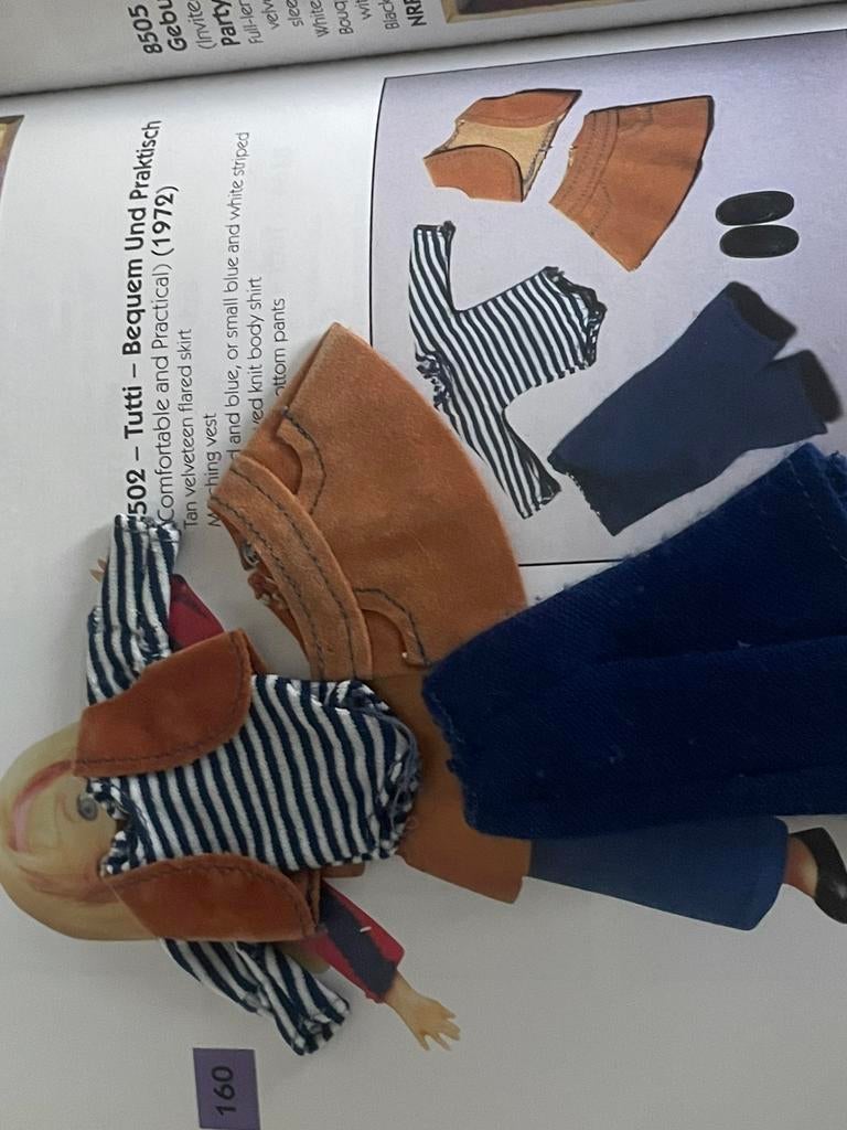 Barbie Tutti Chris #8502 Bequem und Praktisch Europa, Verzamelen, Poppen, Ophalen of Verzenden, Gebruikt, Kleertjes