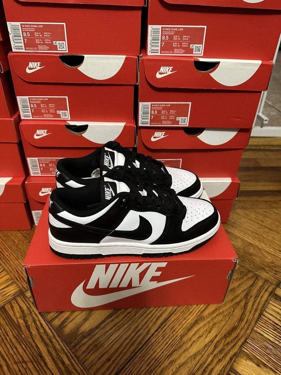Nike Dunk Low Zwart Wit, Ophalen, Zwart, Sneakers of Gympen, Zo goed als nieuw