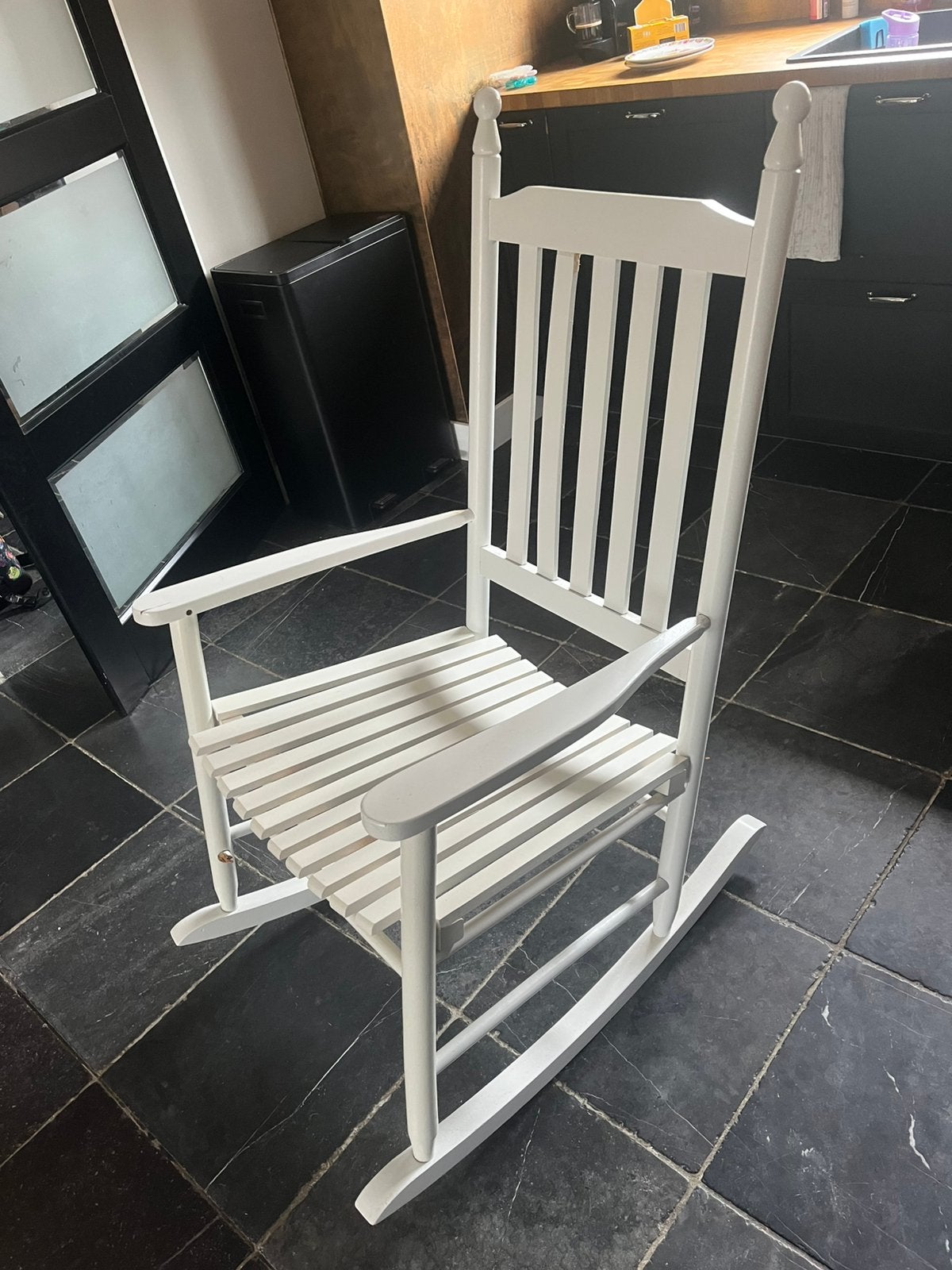 Wit houten schommelstoel, Tuin en Terras, Tuinstoelen, Ophalen of Verzenden, Zo goed als nieuw, Hout